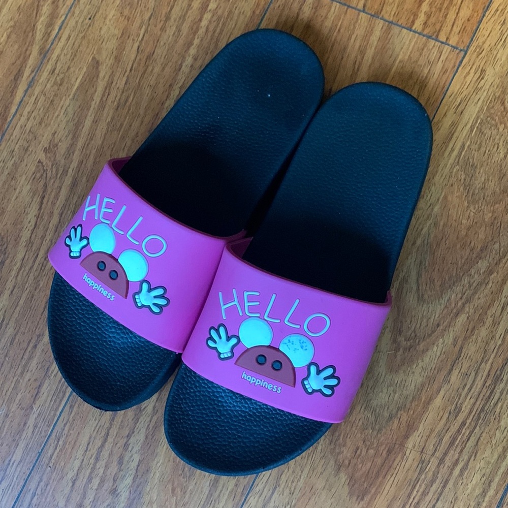 Hello Happiness slippers